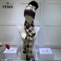 FENDI芬迪官網最新羊毛針織帽子圍巾套裝