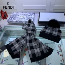 FENDI芬迪官網最新羊毛針織帽子圍巾套裝