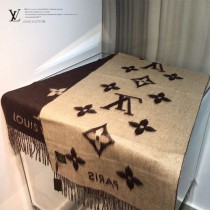 路易威登經典著作，超多明星同款大披肩
