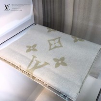 路易威登經典著作，超多明星同款大披肩