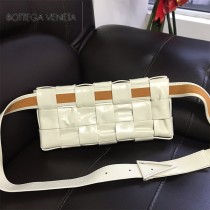 BV 寶緹嘉 9879-03 原單手工編織新款 新款編織腰包