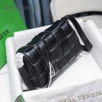BV 6688-018 寶緹嘉原單Cassette枕頭包