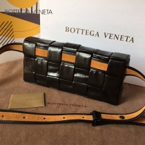 BV 寶緹嘉 9879-02 原單手工編織新款 新款編織腰包