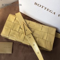 BV 寶緹嘉 9879-01 原單手工編織新款 新款編織腰包