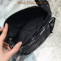 BALENCIAGA-08  巴黎世家 三聯特惠原單帆布胸包腰包 簡單輕便