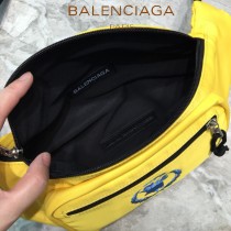 BALENCIAGA-05  巴黎世家 三聯特惠原單帆布胸包腰包 簡單輕便