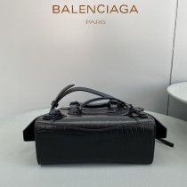 BALENCIAGA-02  巴黎世家 原單CUAG系列小號機車包