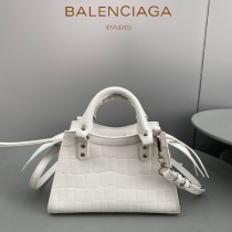 BALENCIAGA-04  巴黎世家 原單CUAG系列小號機車包