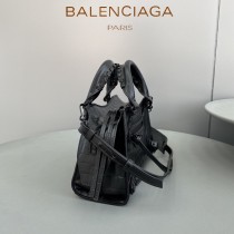 BALENCIAGA-02  巴黎世家 原單CUAG系列小號機車包