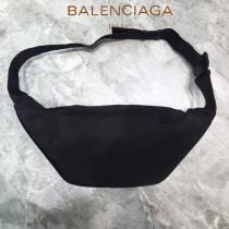 BALENCIAGA-09  巴黎世家 三聯特惠原單帆布胸包腰包 簡單輕便