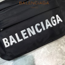 BALENCIAGA-04  巴黎世家 三聯特惠原單帆布胸包腰包 簡單輕便