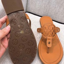 Tory Burch 托裏伯奇 漆皮系列 典時尚平底夾趾涼鞋人字拖