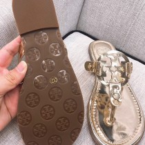 Tory Burch 托裏伯奇 漆皮系列 典時尚平底夾趾涼鞋人字拖