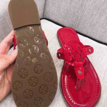Tory Burch 托裏伯奇 漆皮系列 典時尚平底夾趾涼鞋人字拖
