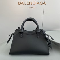 BALENCIAGA-01  巴黎世家 原單CUAG系列中號機車包