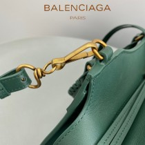 BALENCIAGA-03  巴黎世家 原單CUAG系列中號機車包