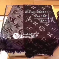 LV 路易威登 新款針織金銀字系列小圍巾 披肩