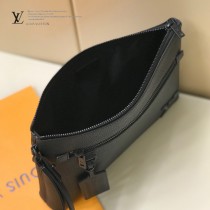 LV 原版皮 M69837 IPAD 保護套