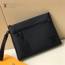 LV 原版皮 M69837 IPAD 保護套