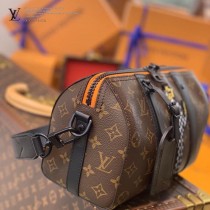 LV 原版皮 M45652 老花 公仔玩偶