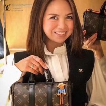 LV 原版皮 M45652 老花 公仔玩偶