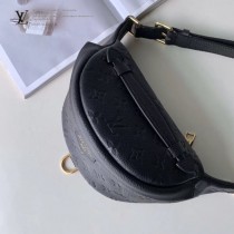 LV 原版皮 M43644-02  全皮压花 BUMBAG 胸包