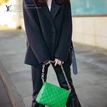 LV 原版皮 M57936 新款Coussin 小號手袋