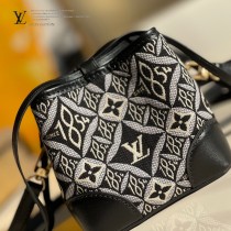 LV頂級原單 M69973 1854復古系列水桶包  超復古