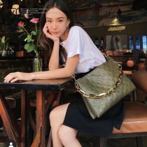 LV 原版皮 M57782 新款Coussin 中號手袋