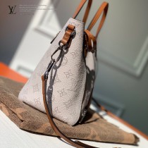LV頂級原單 M55551 鐵灰小號 小牛皮激光鏤花穿孔Hina手袋購物袋
