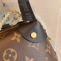 LV原版皮  M45571黑色 PETITE MALLE SOUPLE 手袋