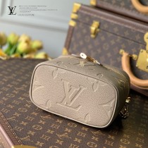 LV頂級原單 新款 M45608 Vanity 小號手袋化妝包