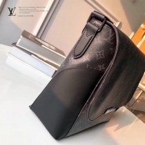 LV原版皮 M40539-1 EXPLORER 中號郵差包