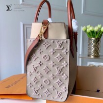 LV頂級原單 新款 M53826-3 刺繡On My Side 手袋購物袋