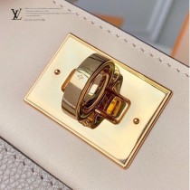 LV頂級原單 新款 M53826-3 刺繡On My Side 手袋購物袋