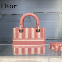 Dior-02  迪奧原單五格刺繡戴妃包  通體飾以本季標誌性的Tie