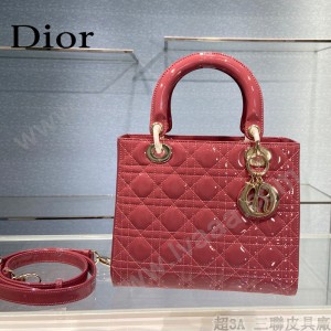 Dior-01  迪奧 Lady Dior 漆皮五格菱格中號戴妃包