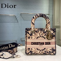 Dior-08  迪奧原單五格刺繡戴妃包  通體飾以本季標誌性的Tie