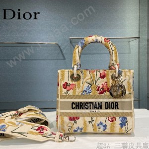 Dior-06  迪奧原單五格刺繡戴妃包  通體飾以本季標誌性的Tie