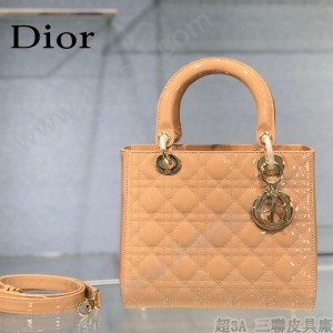 Dior-02  迪奧 Lady Dior 漆皮五格菱格中號戴妃包