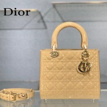 Dior-03  迪奧 Lady Dior 漆皮五格菱格中號戴妃包