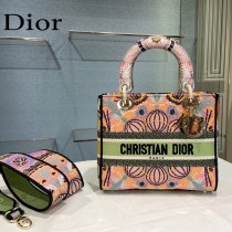 Dior-07  迪奧原單五格刺繡戴妃包  通體飾以本季標誌性的Tie