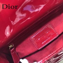 Dior-02  迪奧 Lady Dior 小号漆皮四格菱格戴妃包