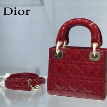 Dior-02  迪奧 Lady Dior 小号漆皮四格菱格戴妃包
