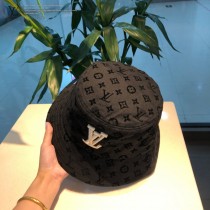 LV路易威登印花刺繡漁夫帽