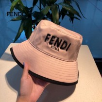 芬迪FENDI 新款簡約漁夫帽