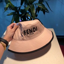 芬迪FENDI 新款簡約漁夫帽