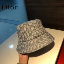 DIOR迪奧  官網同步新款發布 D家漁夫帽