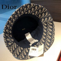 DIOR迪奧  官網同步新款發布 D家漁夫帽