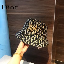 DIOR迪奧  官網同步新款發布 D家漁夫帽